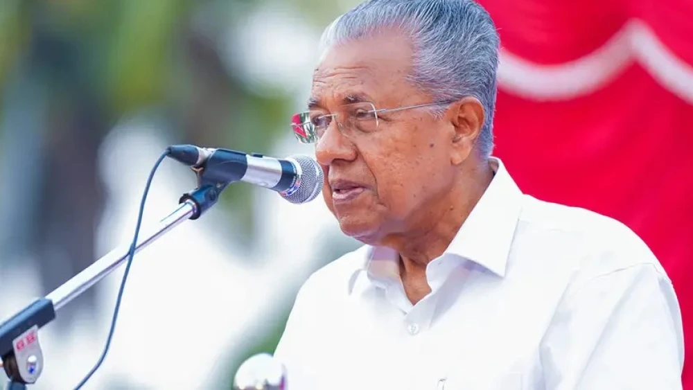 അടിയന്തരാവസ്ഥയിൽ സിപിഐ എം പോരാടിയത് ഒറ്റയ്ക്ക് : മുഖ്യമന്ത്രി
അടിയന്തരാവസ്ഥയിൽ സിപിഐ എം പോരാടിയത് ഒറ്റയ്ക്ക് : മുഖ്യമന്ത്രി
