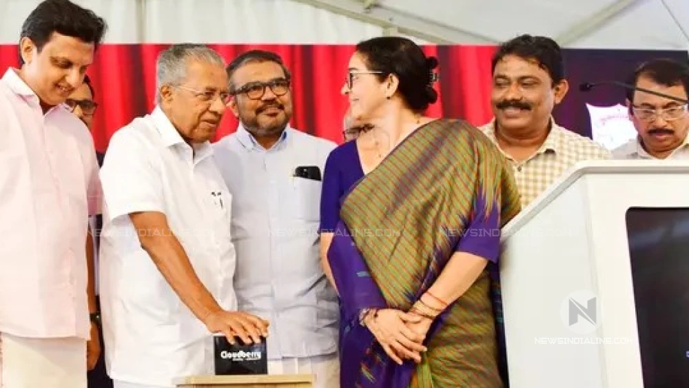 ന്യൂ പാളയം മാർക്കറ്റ് നാടിന് സമർപ്പിച്ചു. ***
തദ്ദേശ തിരഞ്ഞെടുപ്പിനുള്ള അന്തിമ വോട്ടര് പട്ടിക 25ന് ന്യൂ പാളയം മാർക്കറ്റ് നാടിന് സമർപ്പിച്ചു. ***
തദ്ദേശ തിരഞ്ഞെടുപ്പിനുള്ള അന്തിമ വോട്ടര് പട്ടിക 25ന്