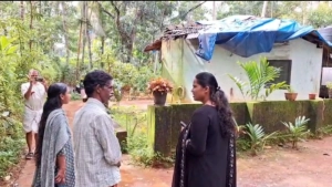  കൂനംവെള്ളിക്കാവിൽ കനത്ത മഴയിൽ വീട്  തകർന്നു.
