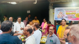 ലൈഫ് പദ്ധതിയിൽ 5 ലക്ഷം വീടുകളുടെ പൂർത്തീകരണ പ്രഖ്യാപനത്തിൽ ആഹ്ലാദം :  നരക്കോട് സെൻററിൽ പായസം വിതരണം ചെയ്തു