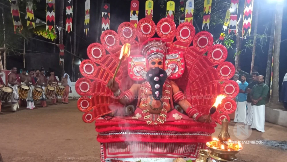 അയ്യറോത്ത്  ക്ഷേത്രോത്സവം സമാപിച്ചു