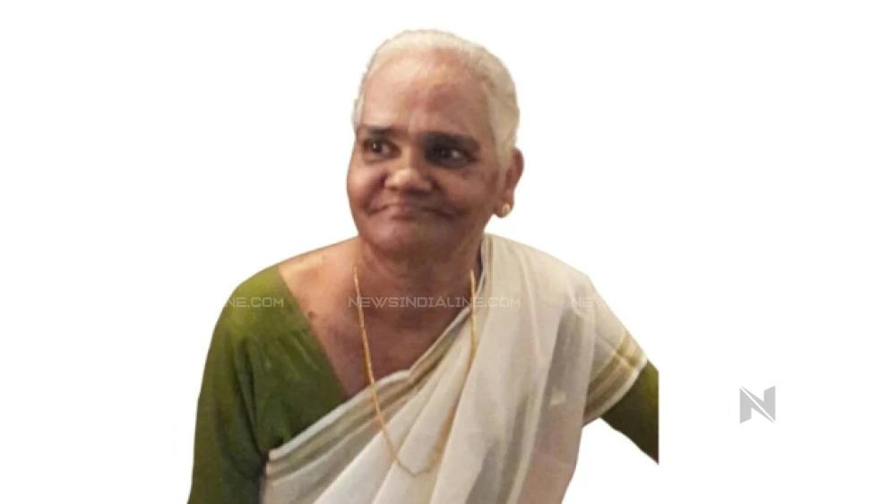  കണിയാണ്ടിമീത്തൽ   ലക്ഷ്മിഅന്തരിച്ചു